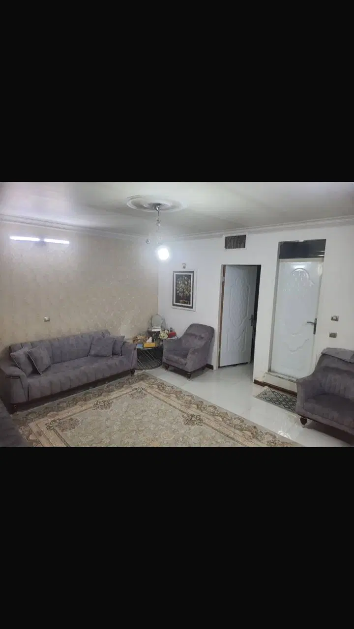 100 متر یک طبقه دربست