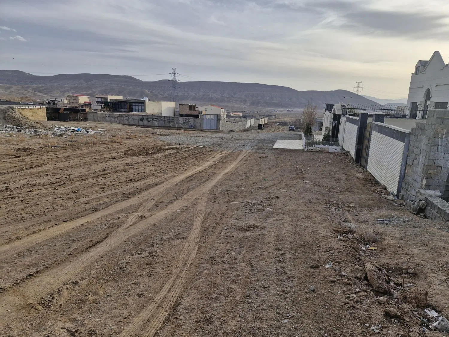 زمین باغ باغچه