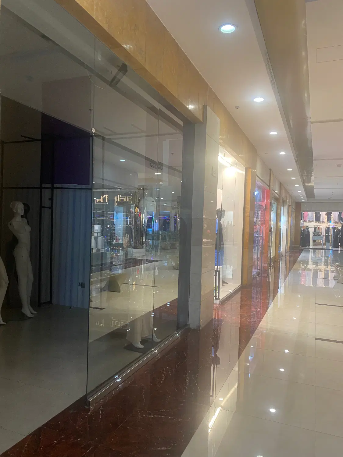 اجاره بک واحد تجاری