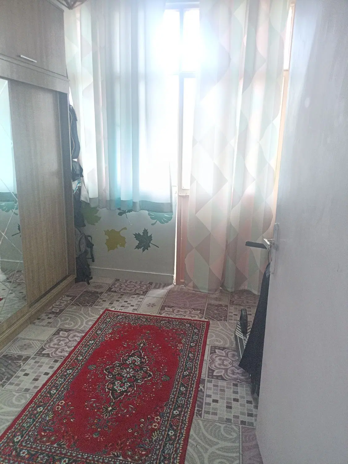 واحد 72 متری
