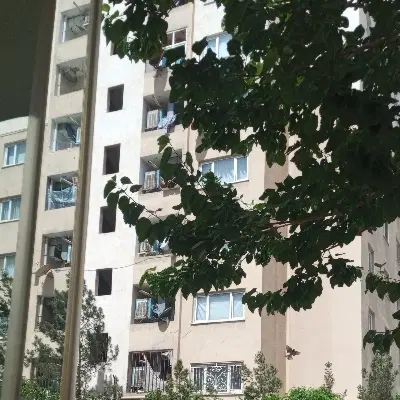 کوزو۵ بلوک B115ط۶ شرکتی ساده ۲ خواب ۷۸متری