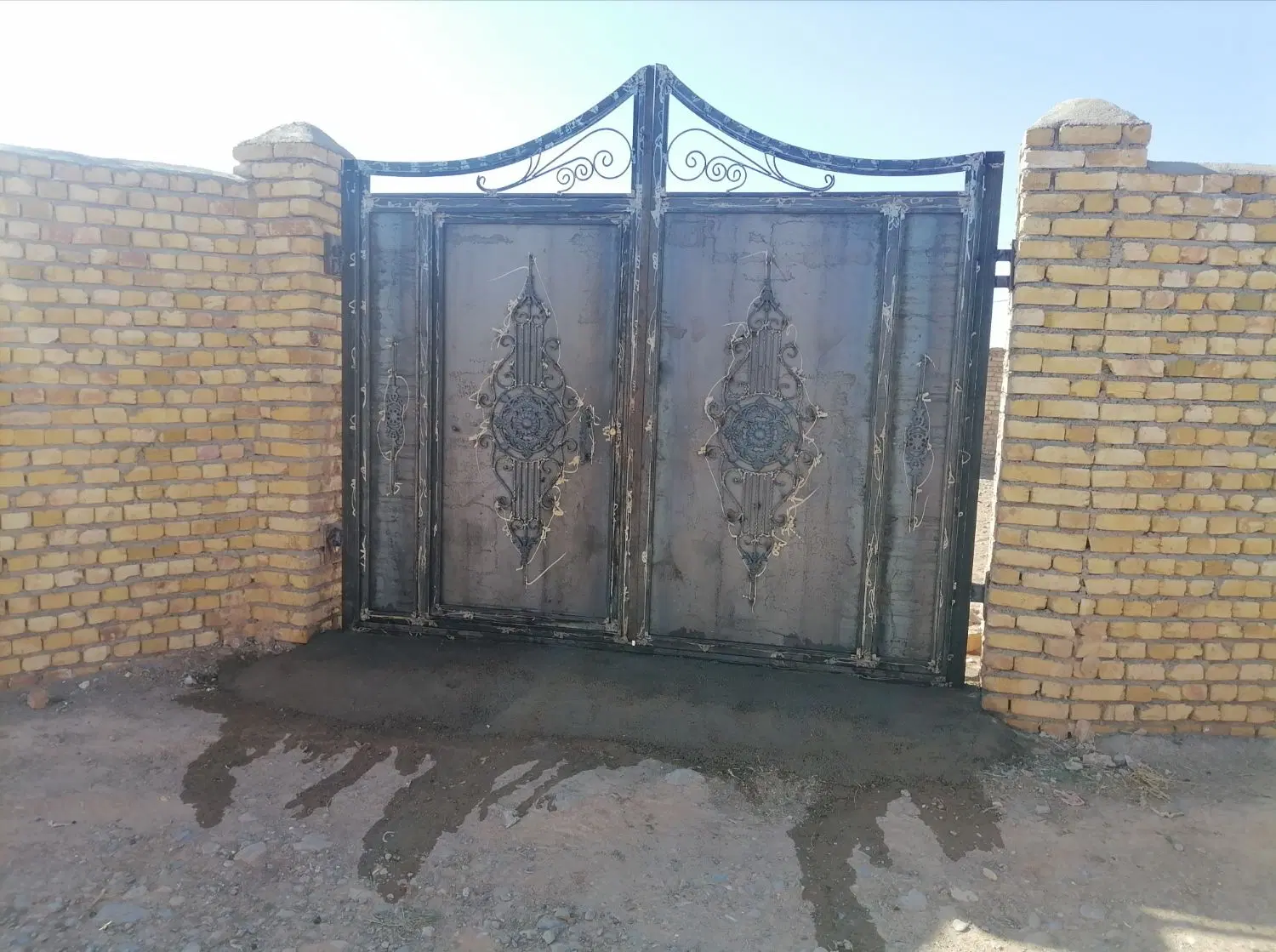 ۱۰۰۰ متر زمین مسکونی در قطعات ۲۰۰ متری بفروش میرسد