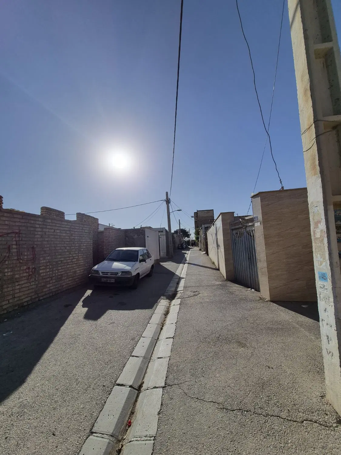 ملک مسکونی نیمه کاره