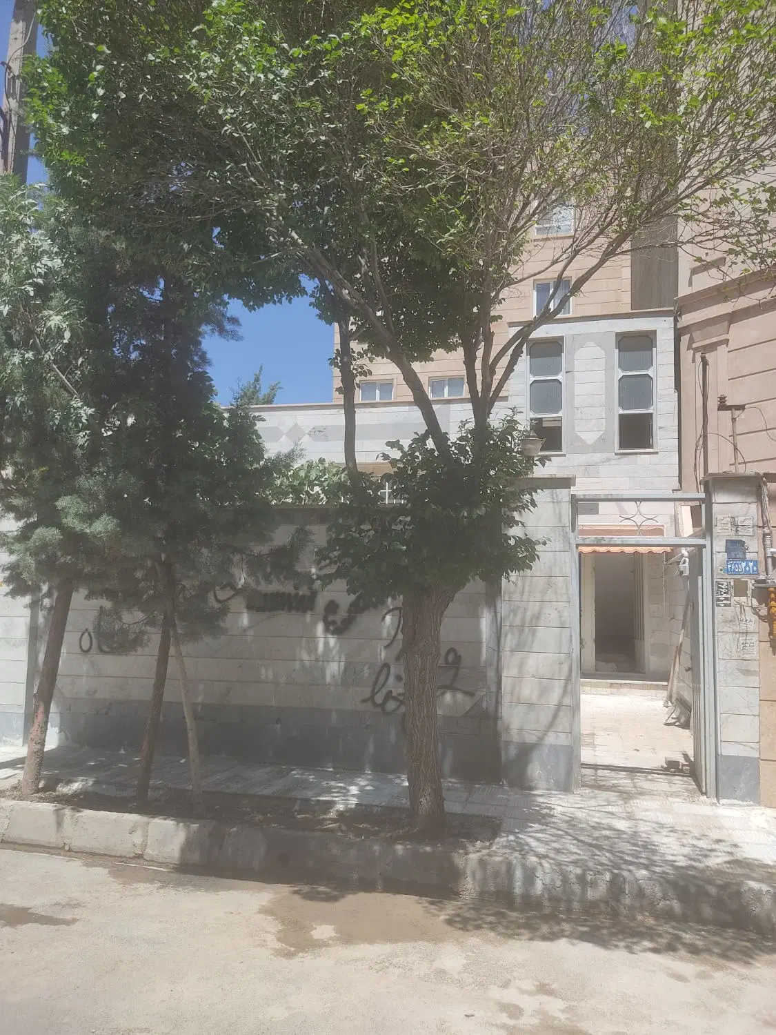 یک واحد ویلای در شهرک وحدت