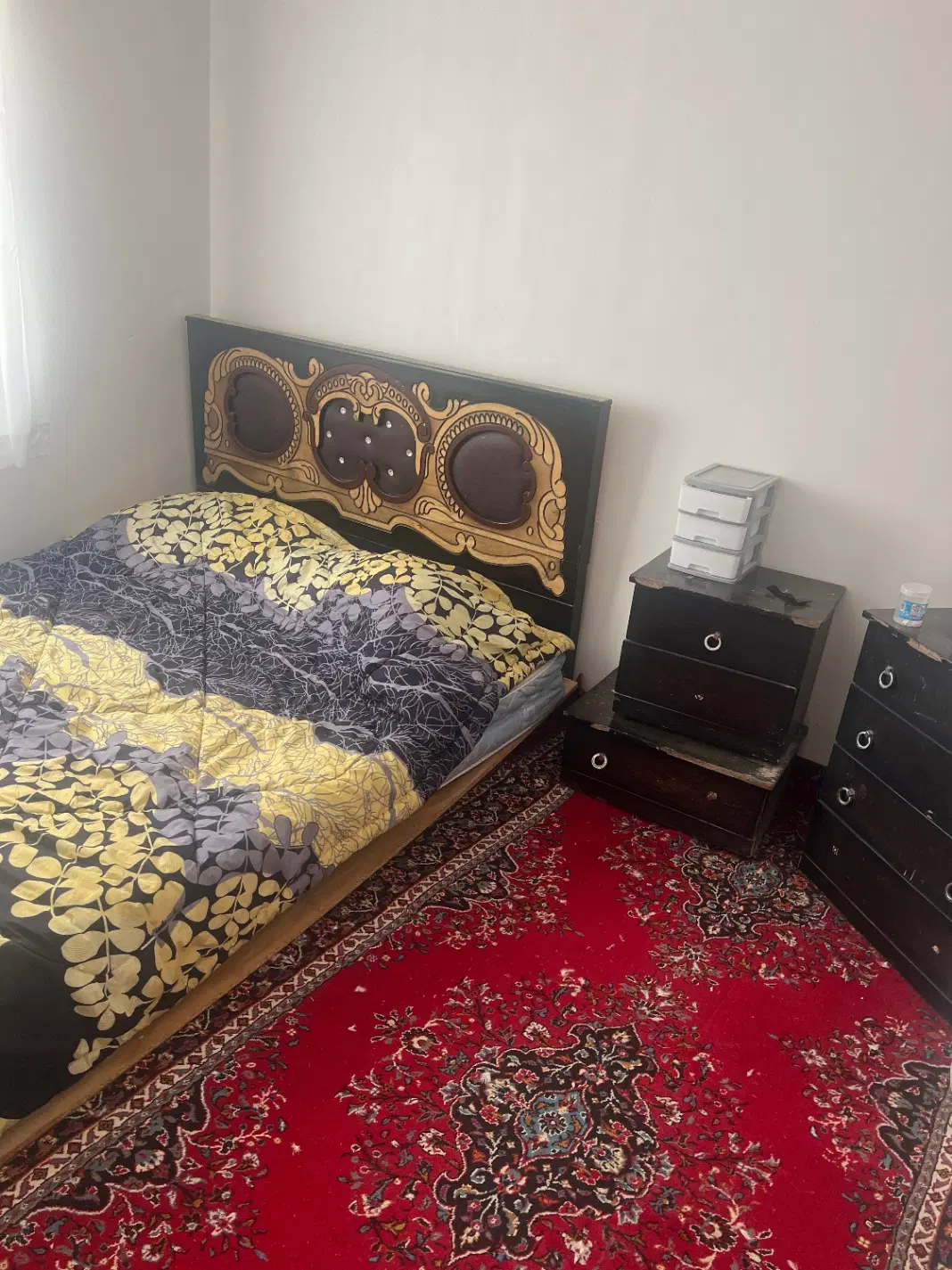 بدنبال همخانه