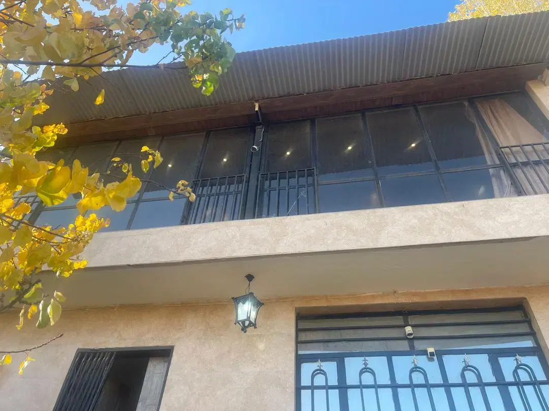 باغ ۷۰۰متر در گلمکان چشم انداز رویایی ابدی