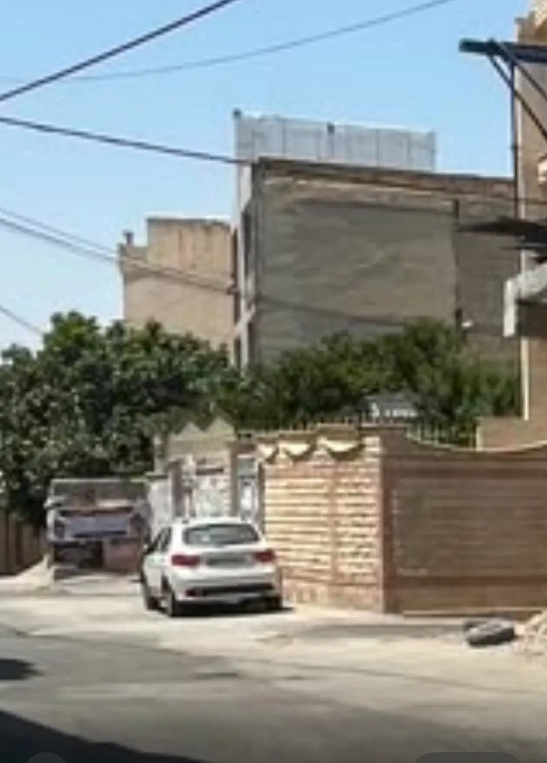 ویلایی خ حافظ ابتدای خ دو آبه