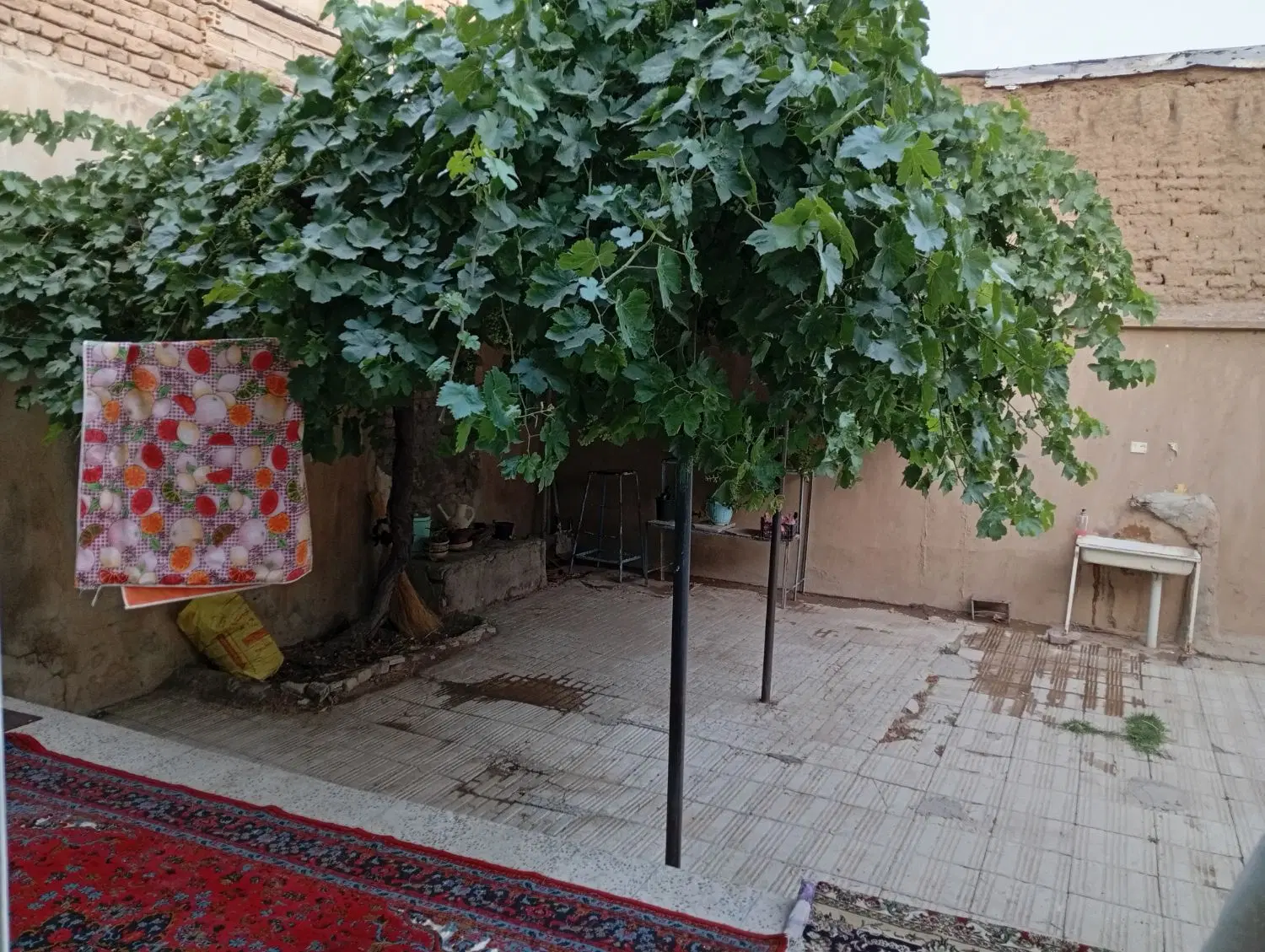 خانه ویلایی ۲۵۰متری گازطاهری