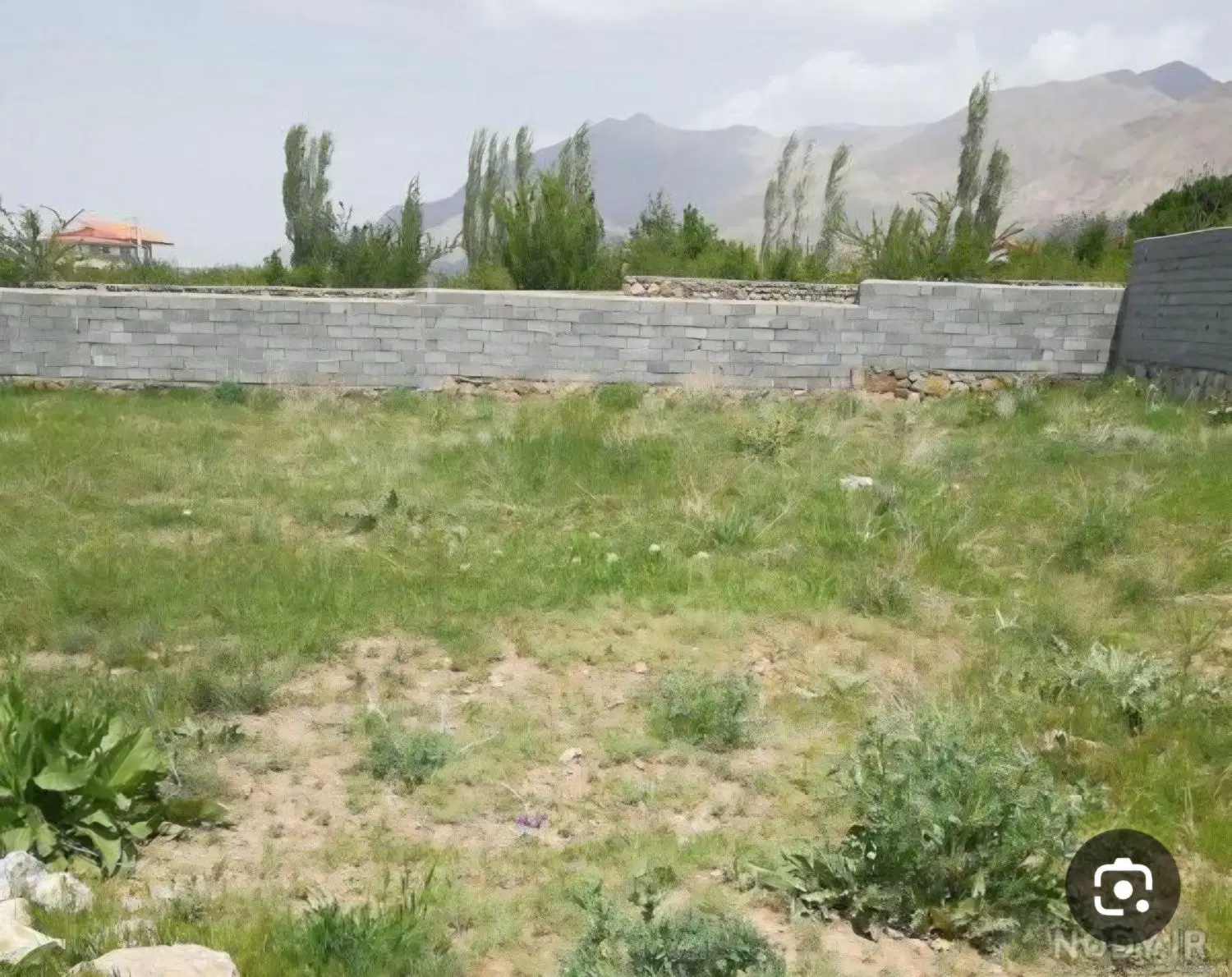 زمین ۶۰۰ متری کوهباد