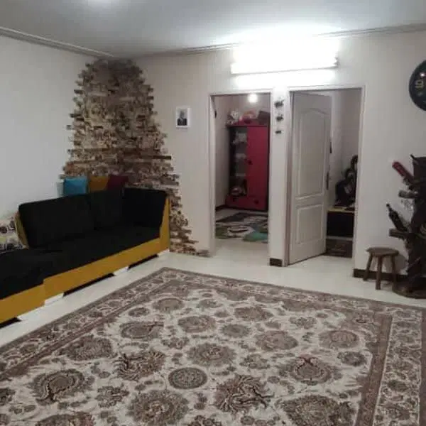 ۸۰متری شیک. با آسانسور