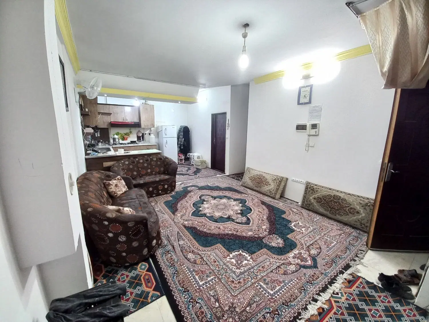 مطهری شمالی ۴۰  آپارتمان همکف ۵۰متری