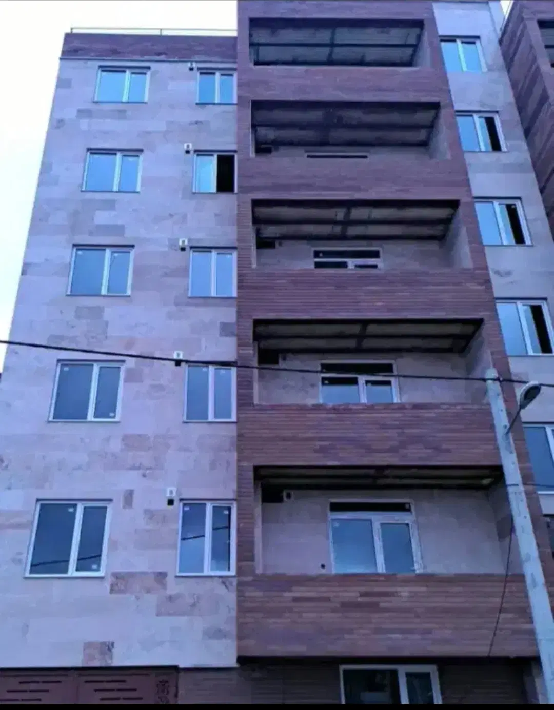 واحد آپارتمان دارایی یک‌ نوزده بهاران