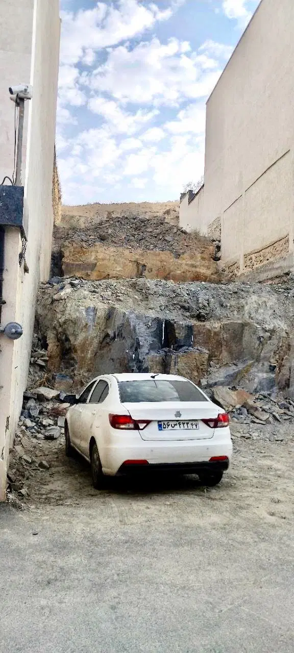 ۳۰۰ متر زمین نظم آباد