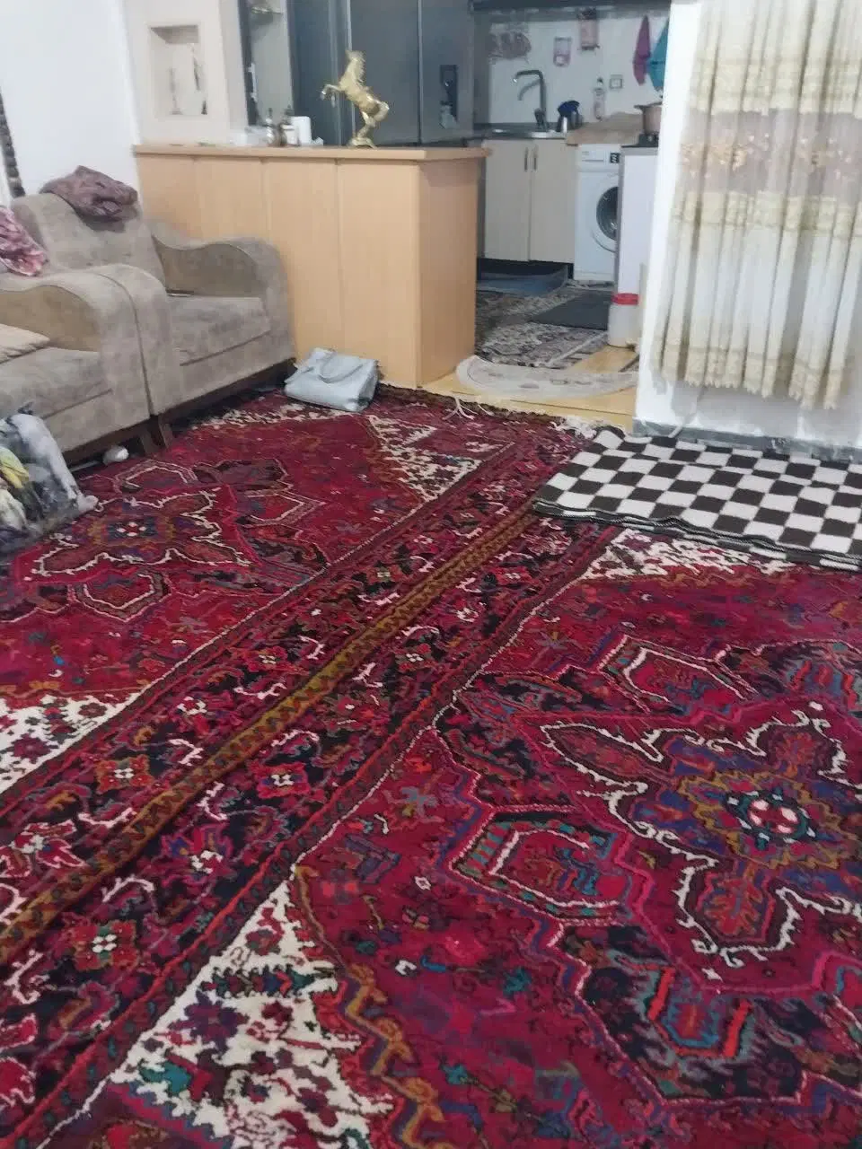 اپارتمان ۶۰ متری در خیابان تاکسیرانی