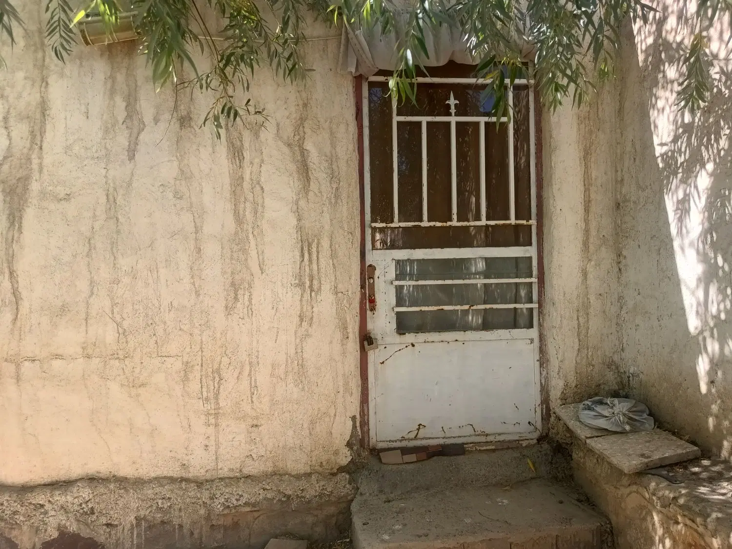 فروش فوری ویلا ۴۰۰متری در روستای جمعاب
