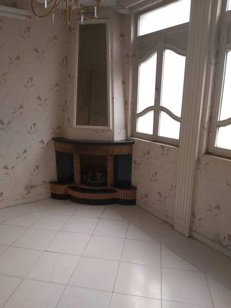 آپارتمان تک واحدی
