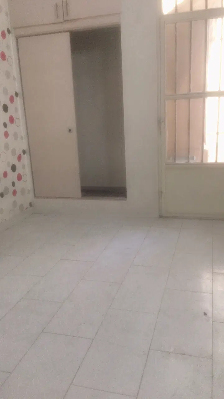 ۶۴مترط همکف_میدان۸۶نارمک_انباری تراس حیاط بزرگ