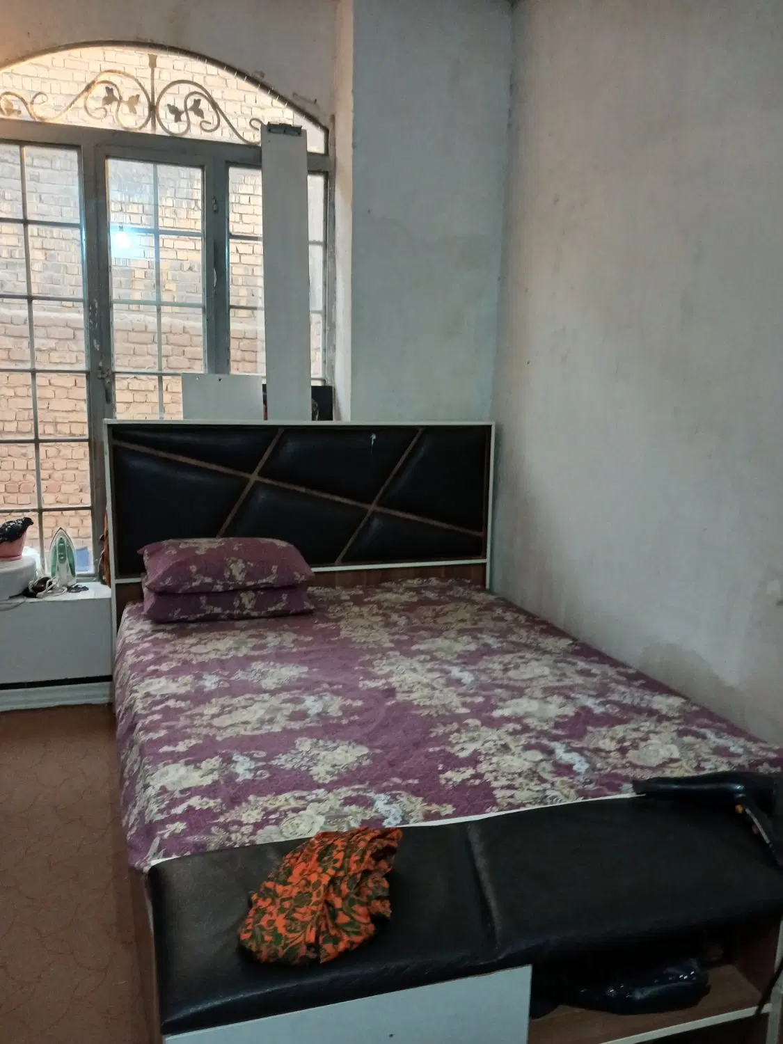 رهن منزل مسکونی ۲ خواب حیاط دار همکف