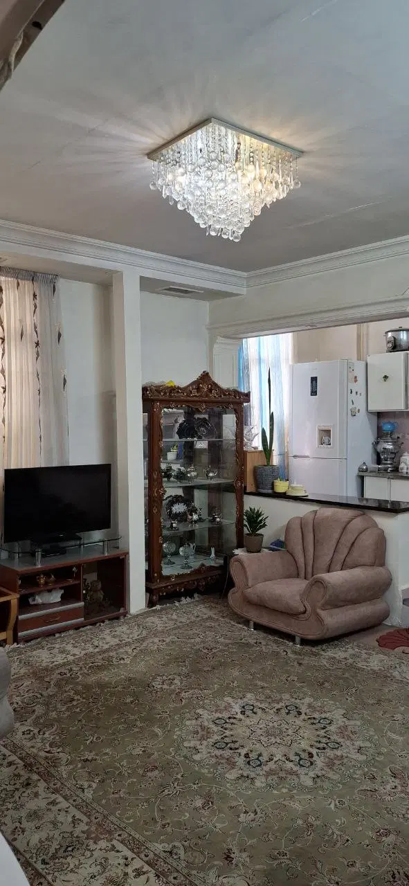 آپارتمان رهن و اجاره در رسالت 105