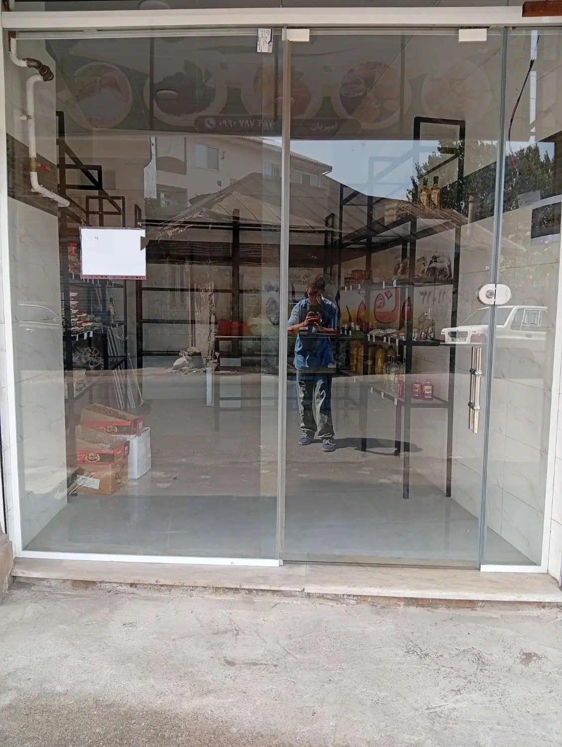 اجاره مغازه جنب تخمه داغ اردبیل 72 تن
