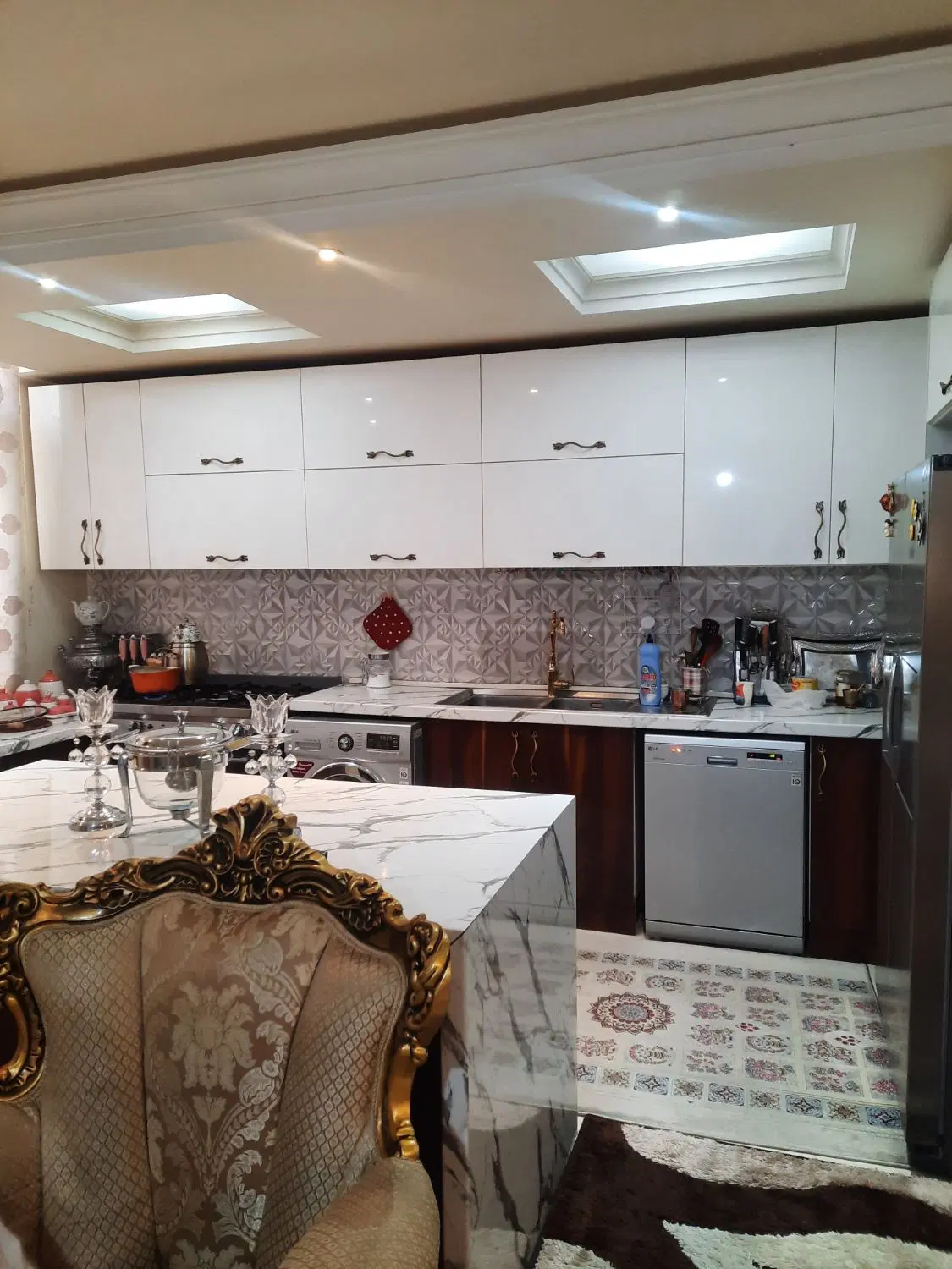 ۸۰ متر_ سبلان جنوبی_ با ۲ پارکینگ