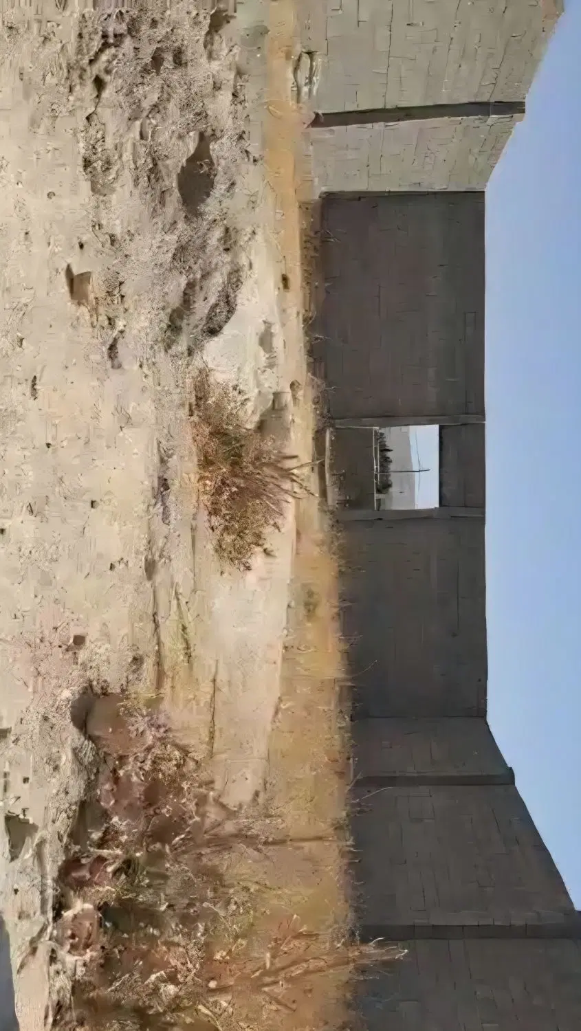 زمین فروشی
