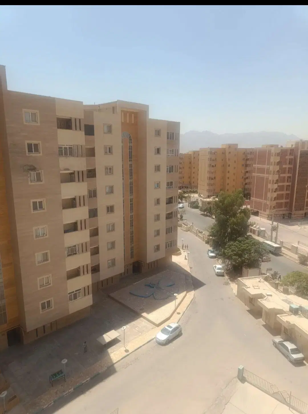 آپارتمان ۹۰ متری مانا