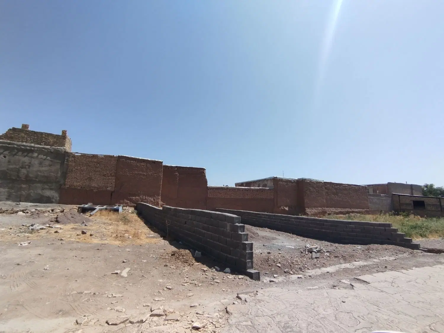 زمین نقلی داخل بافت نظام آباد