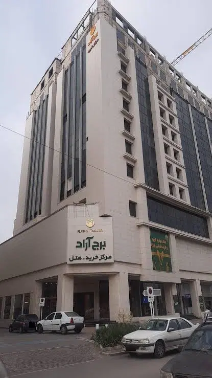 اجاره مغازه دونبش آراد _نزدیک حرم _۱۵.۵ متر