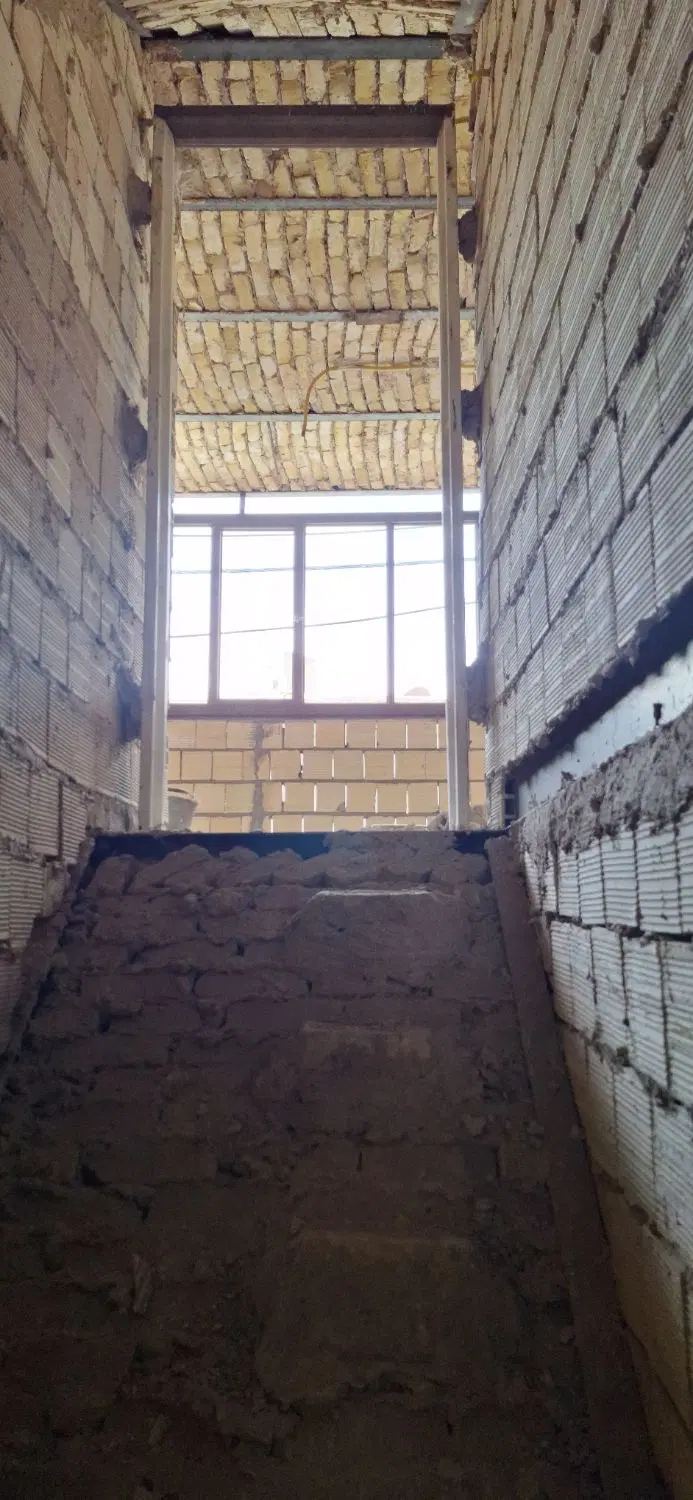 خانه  ۸۰ متری قلعه کامکار