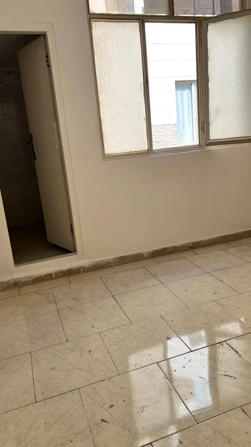 ۳۷ متر. سپه