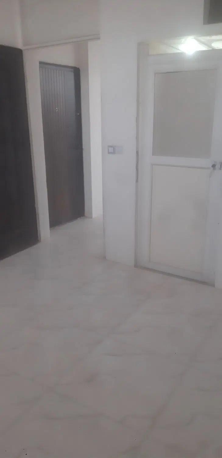 خانه ۹۰ متری سر نبش جرسقان