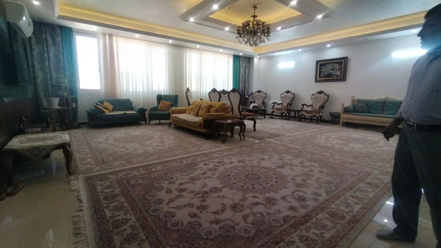 آپارتمان شیک نوساز_سند تک برگ آماده
