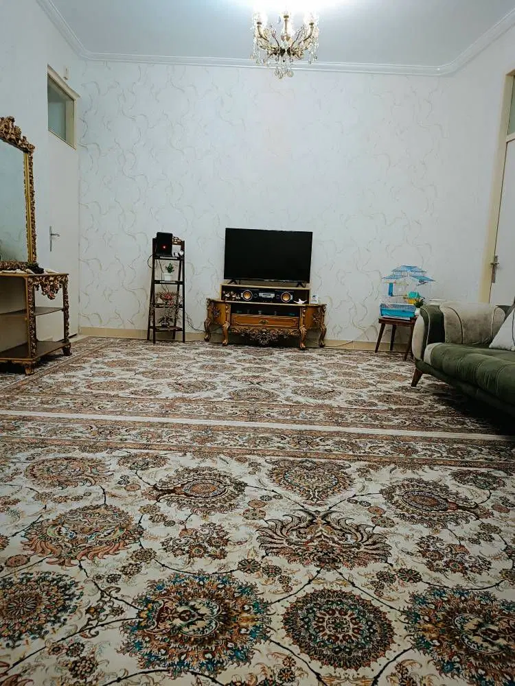 واحد همکف در عباسی شفیع زاده