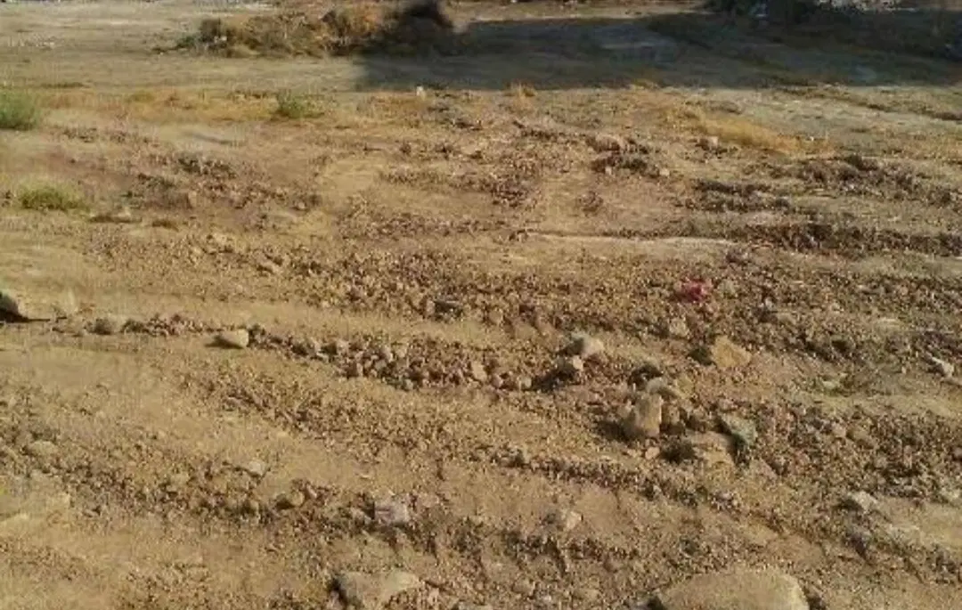 زمین فروشی