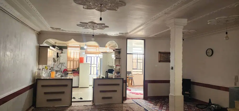 واحد اجاره روبرو درب شهید جلیل