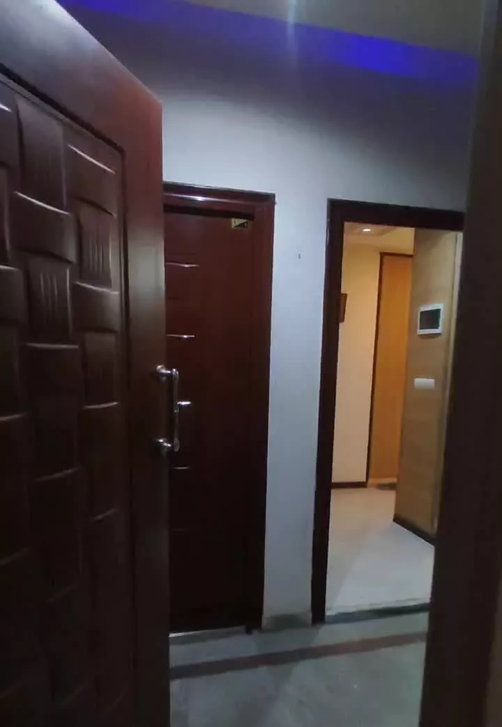 مهران * 90 متر* رهن و اجاره*تخلیه