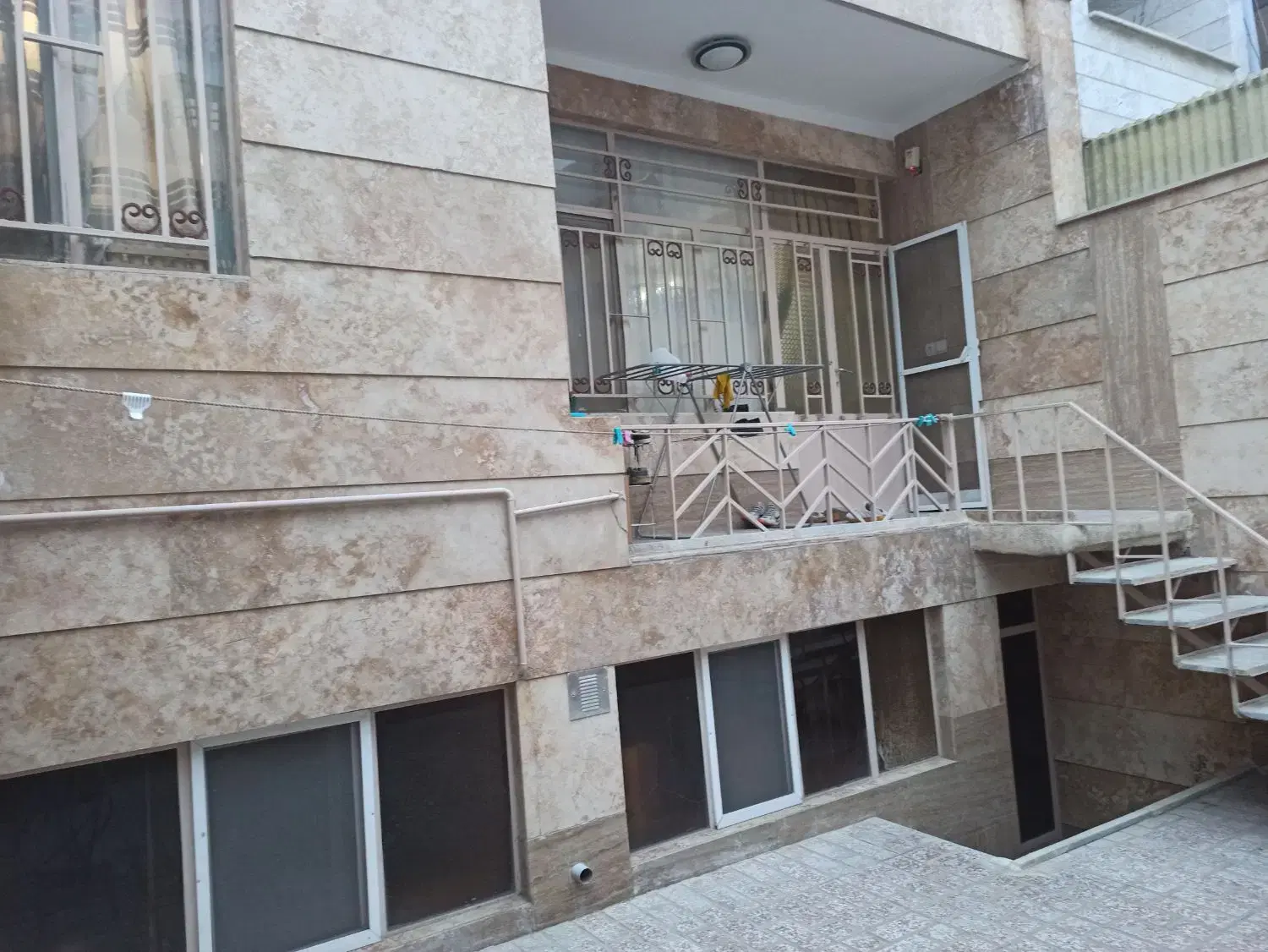ویلایی کرج  محدوده سرحدآبادسند تک برگ