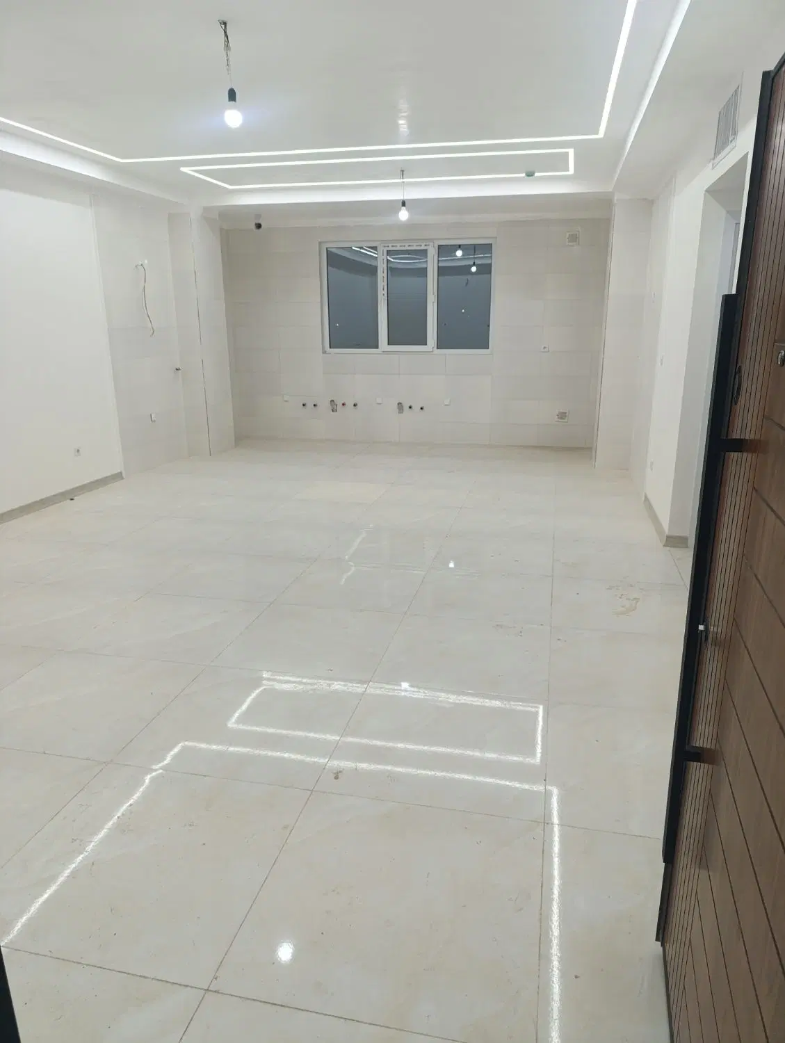 اپارتمان 98متری فروشی