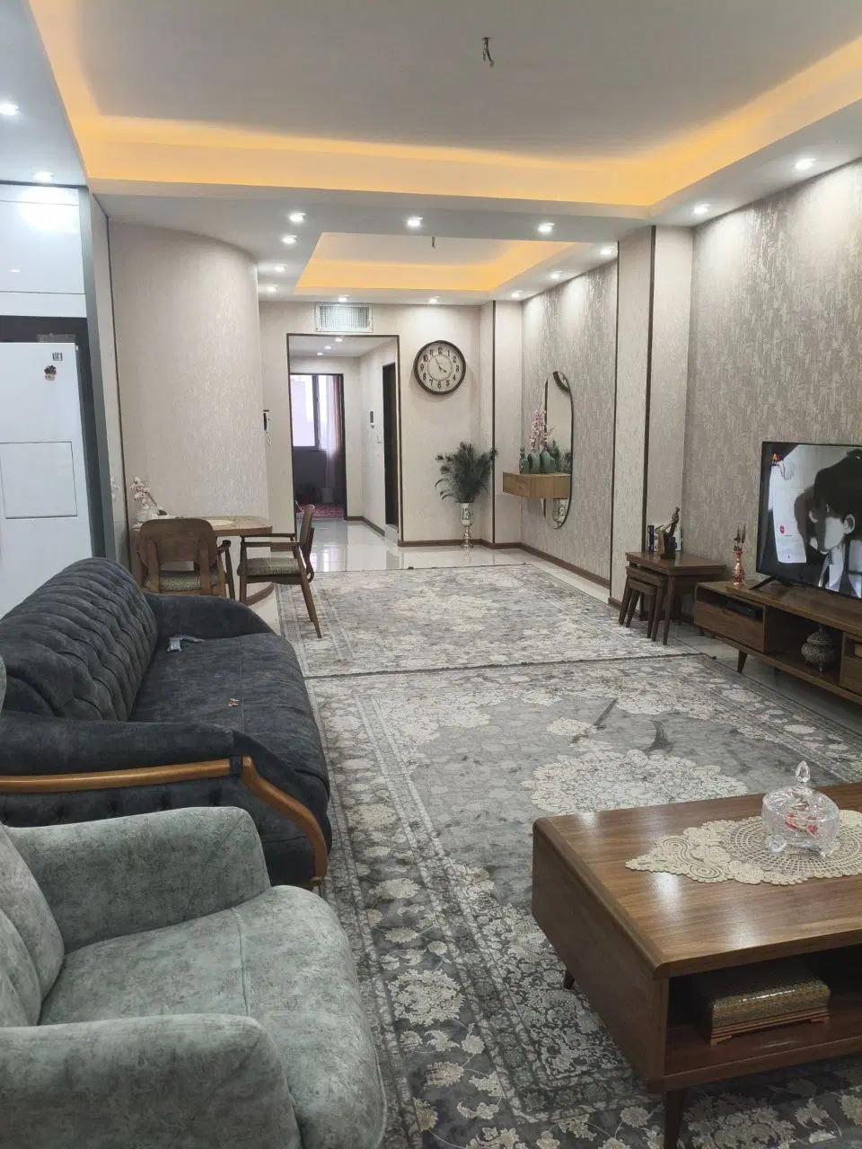 واحد ۹۴ متری خیابان سعدی
