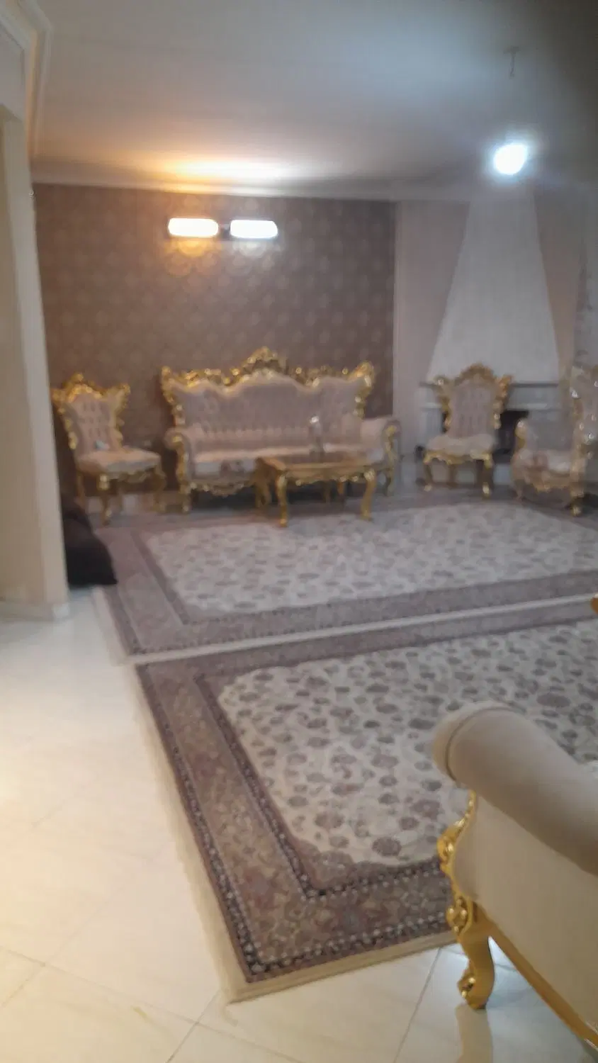 آپارتمان ۱۷۰متری کلید نخورده سند ۶دانگ