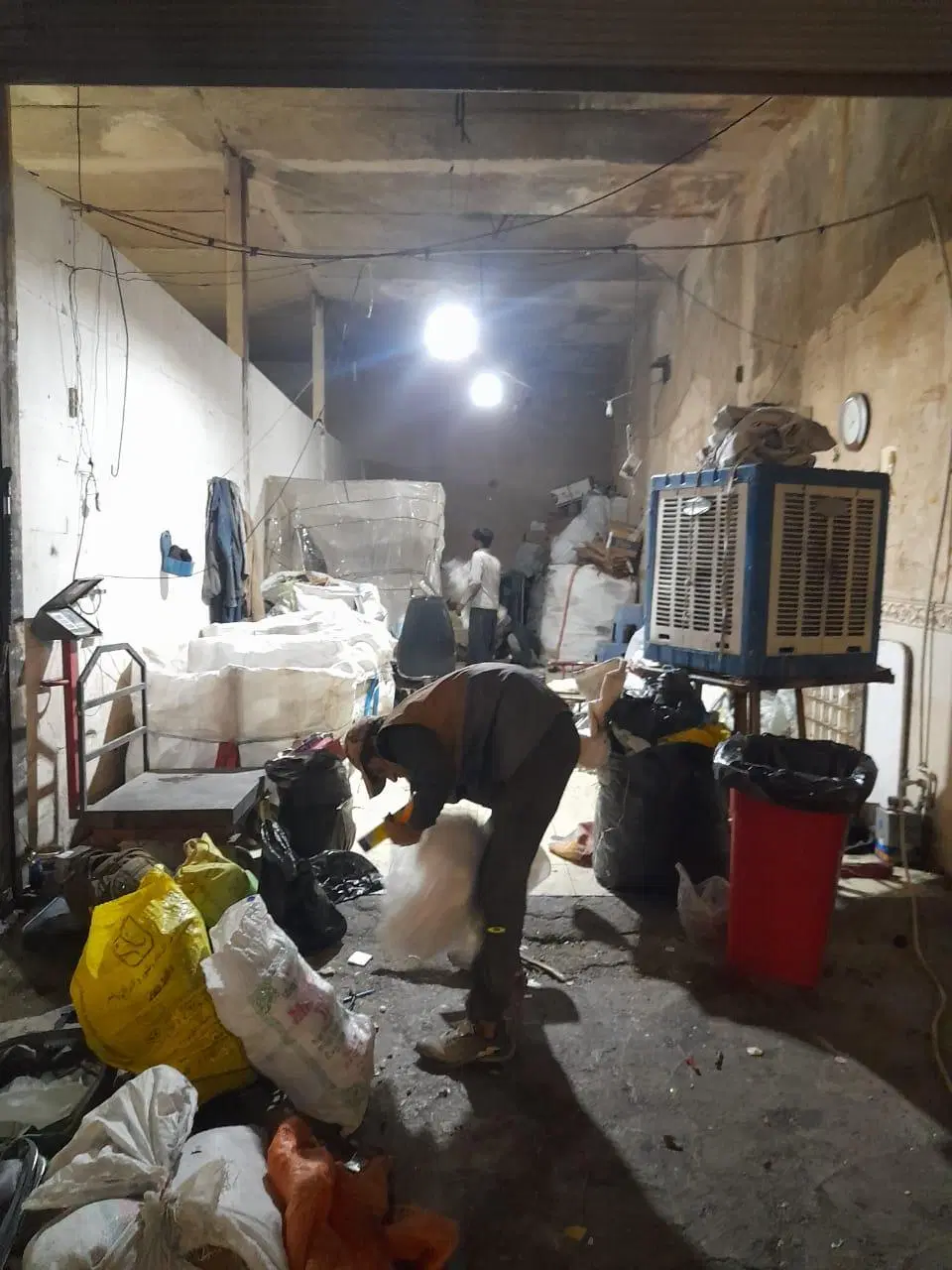 مغازه 50 متری