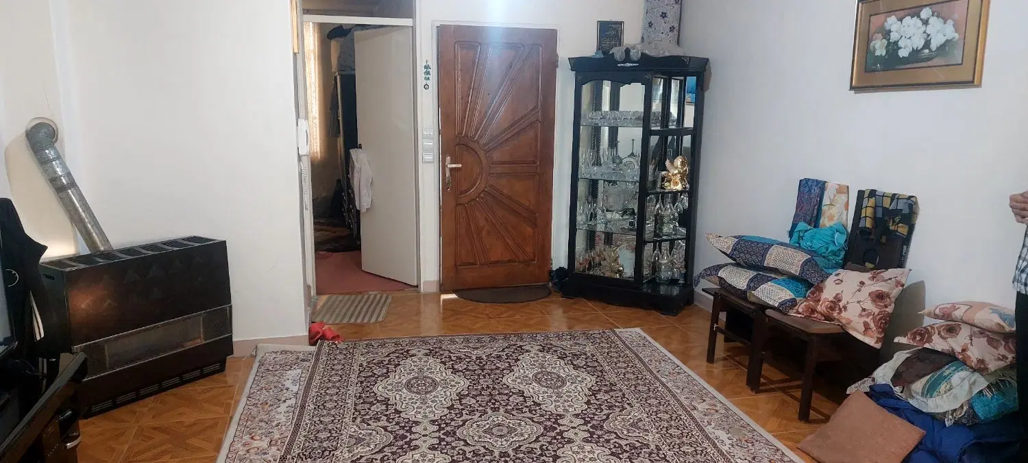 ۴۷ متر فروشی میدان قیاسی