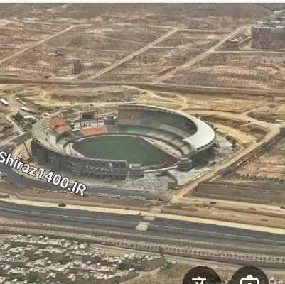زمین فلاحت زمین پشت ورزشگاه