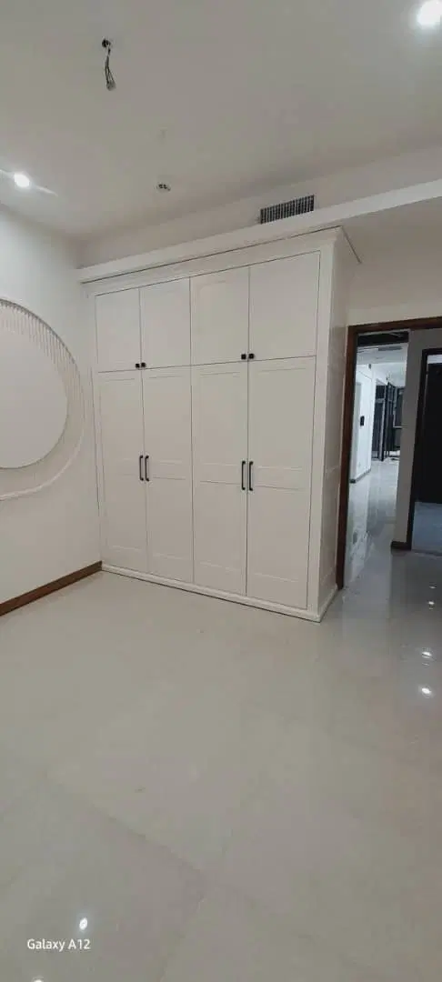 طبقه چهارم سه خواب با آسانسور بازسازی شده
