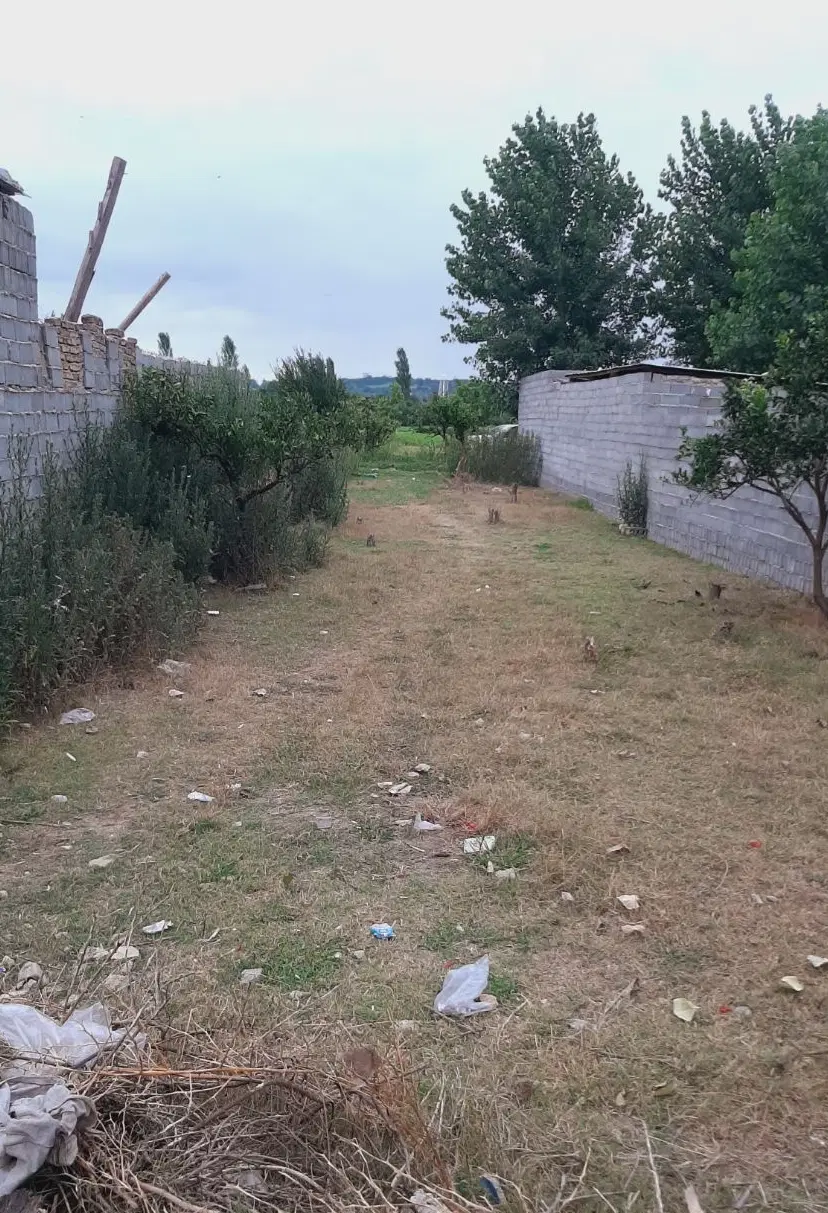 زمین فروشی
