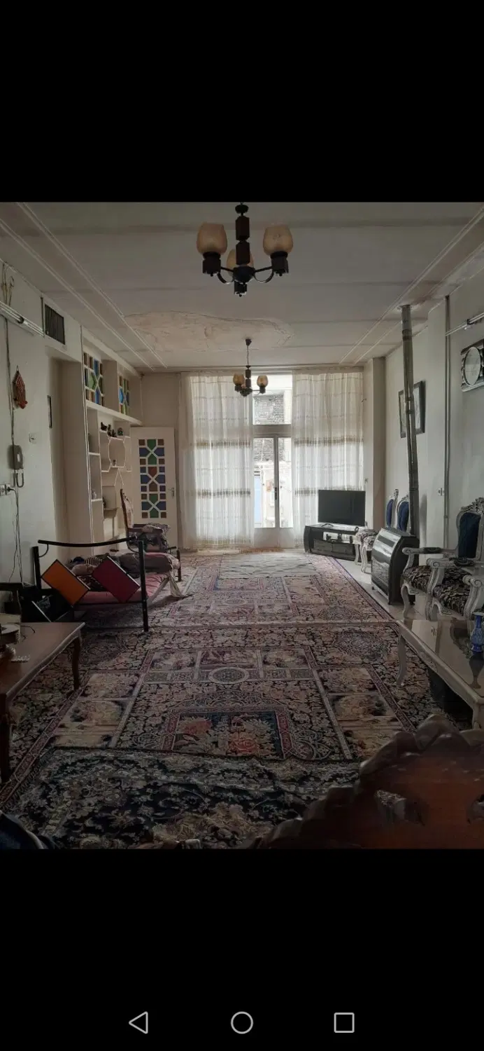 همخونه خانم
