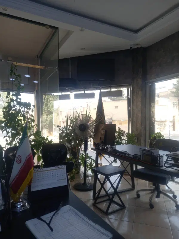 ویلایی بر خیابان ۶ سقف