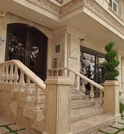 رهن کامل ویلایی دوطبقه ۵ خواب مناسب دو خانواده