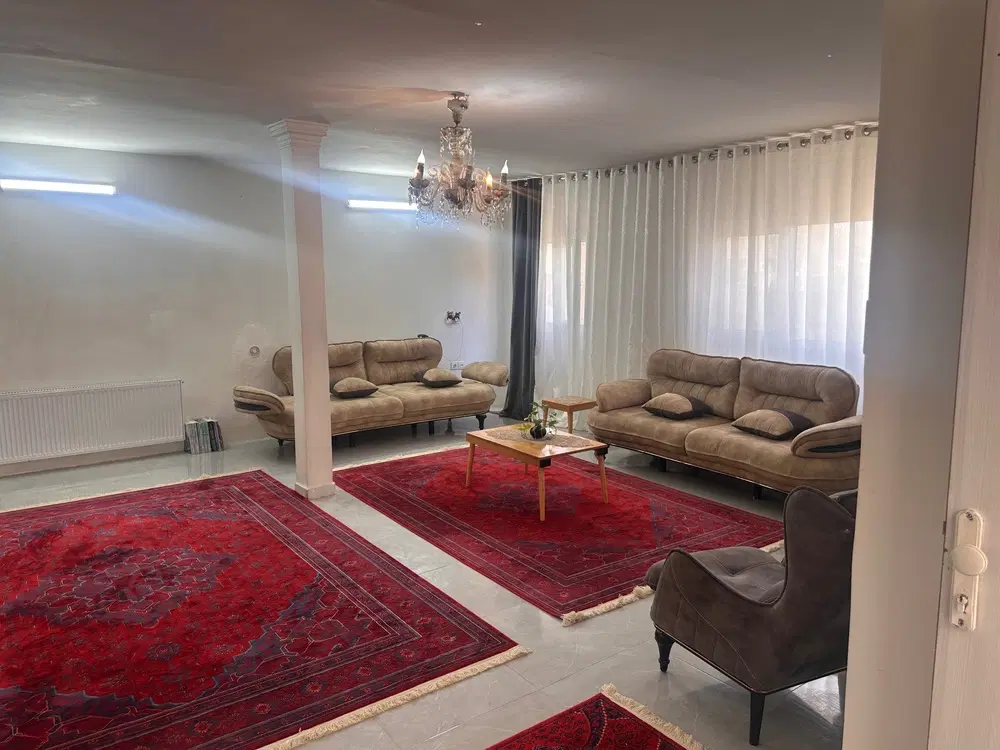 خانه ویلایی دوطبقه. ولیعصر. تاکستان